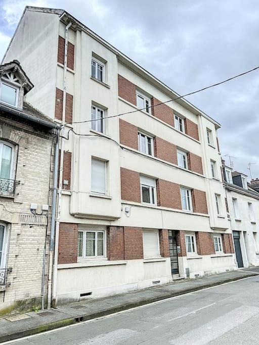 Le Raphaelle - Compiegne Centre Apartment Exterior photo